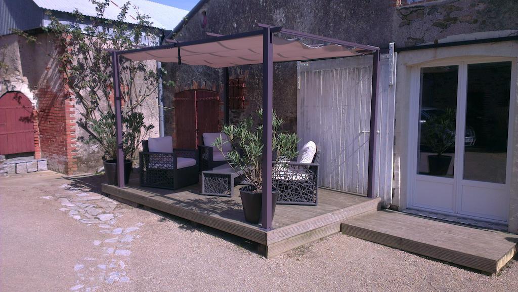 L'Aubinoise Bed & Breakfast Saint-Aubin-de-Luigné Екстериор снимка