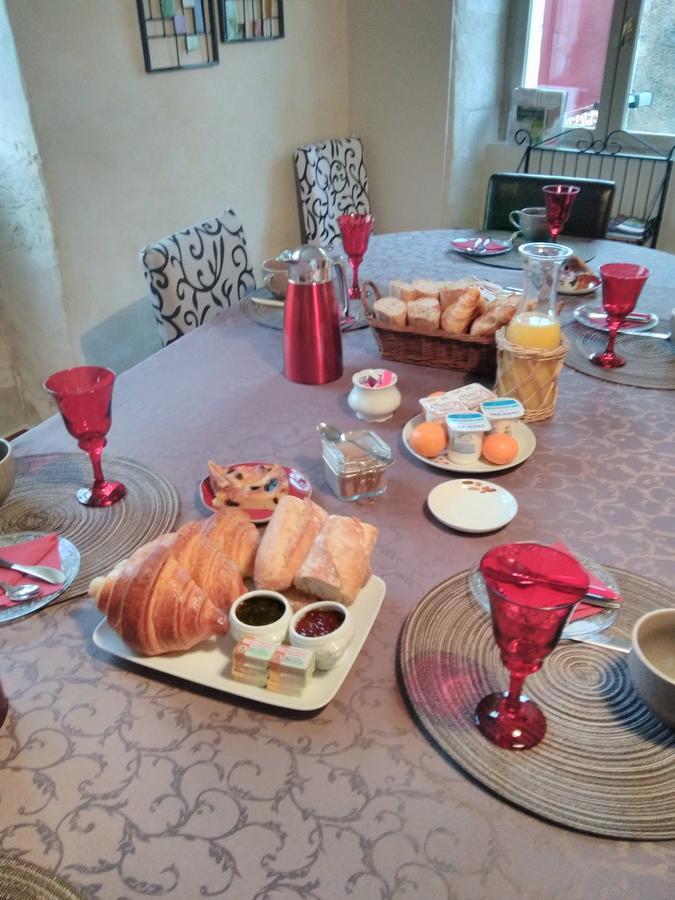 L'Aubinoise Bed & Breakfast Saint-Aubin-de-Luigné Екстериор снимка